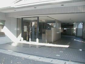 15/16 エントランス