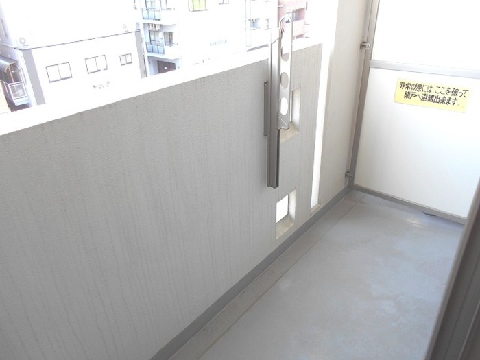 17/20 バルコニー