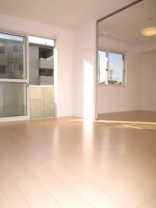 3/7 リビング/ダイニング