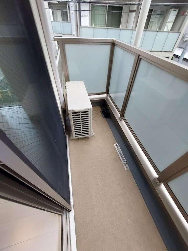 14/20 バルコニー