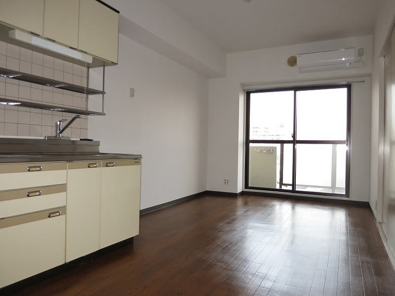 4/15 リビング/ダイニング