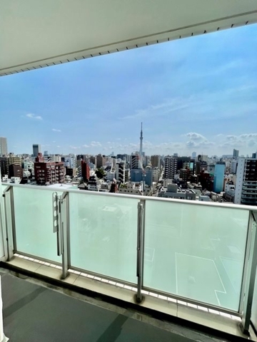 13/23 バルコニー