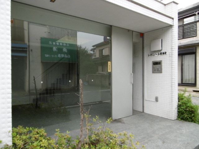 23/25 エントランス