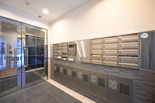 7/12 エントランス