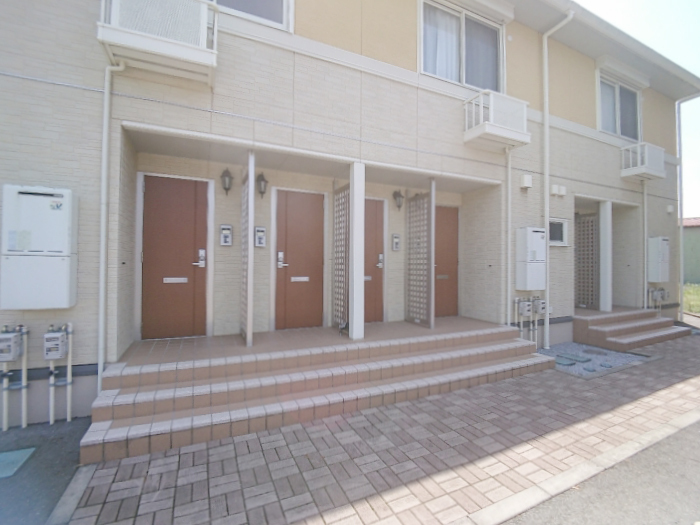 19/20 エントランス