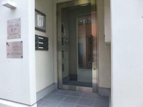 15/15 エントランス