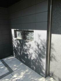 16/16 エントランス