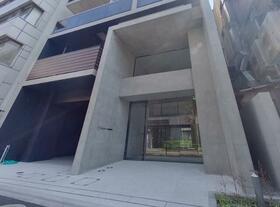 17/17 エントランス