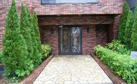 14/22 エントランス