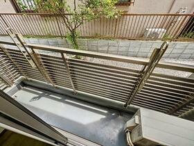 13/16 バルコニー