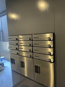 2/2 エントランス