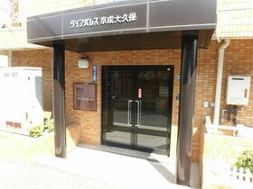 16/16 エントランス