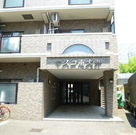 2/2 エントランス