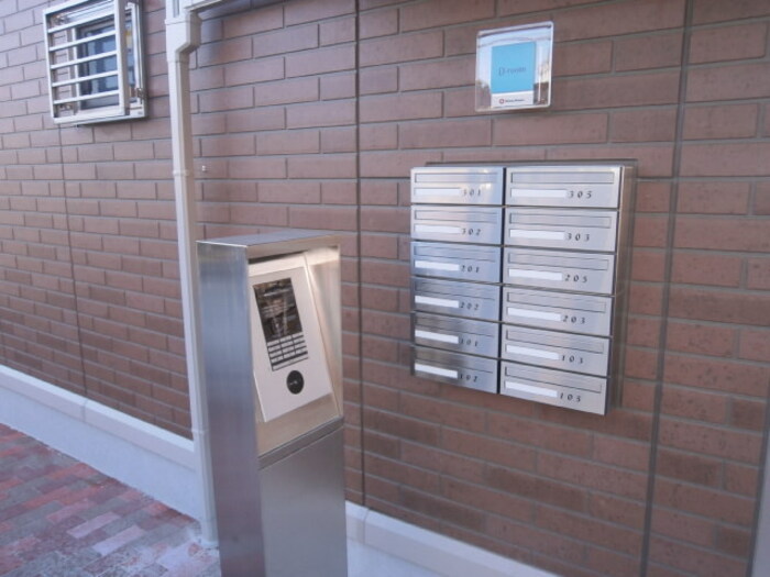 14/16 エントランス