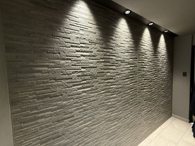 20/21 エントランス