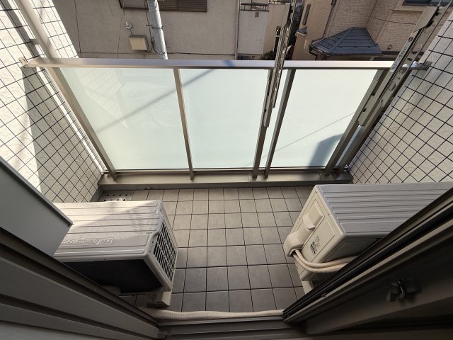 15/23 バルコニー