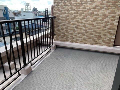 17/30 バルコニー