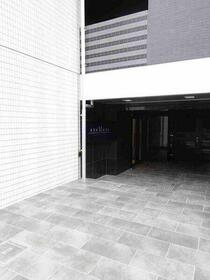 14/15 エントランス