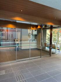 21/21 エントランス