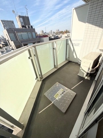 16/22 バルコニー
