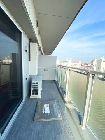 18/25 バルコニー