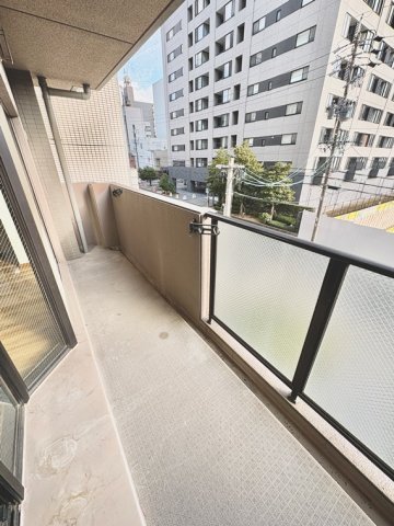 13/18 バルコニー