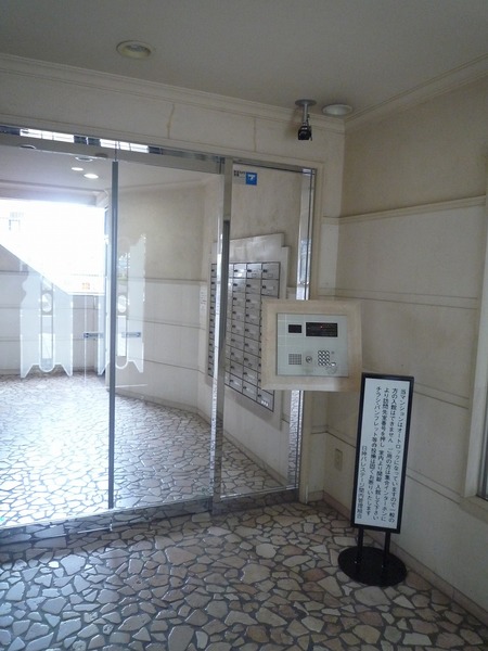 3/3 エントランス