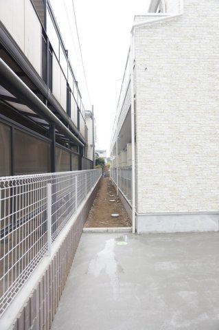 21/30 エントランス