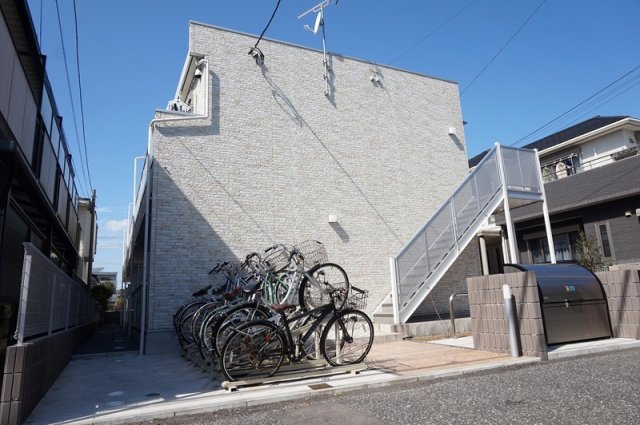 20/30 エントランス