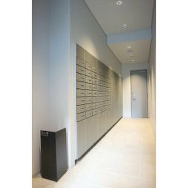 14/14 エントランス