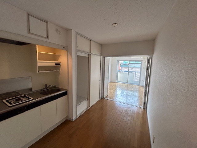 13/30 リビング/ダイニング