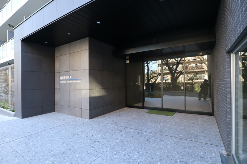 15/15 エントランス