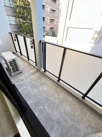 15/20 バルコニー