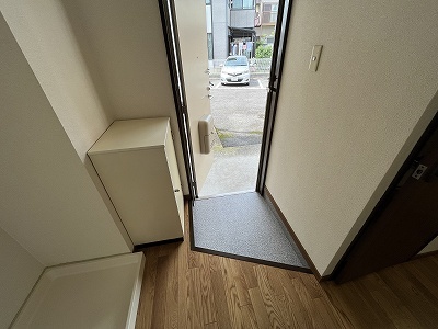 5/28 玄関