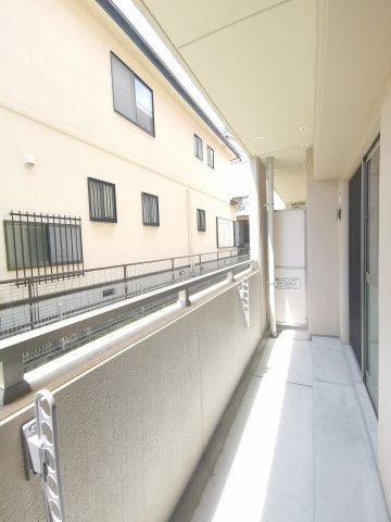 13/22 バルコニー