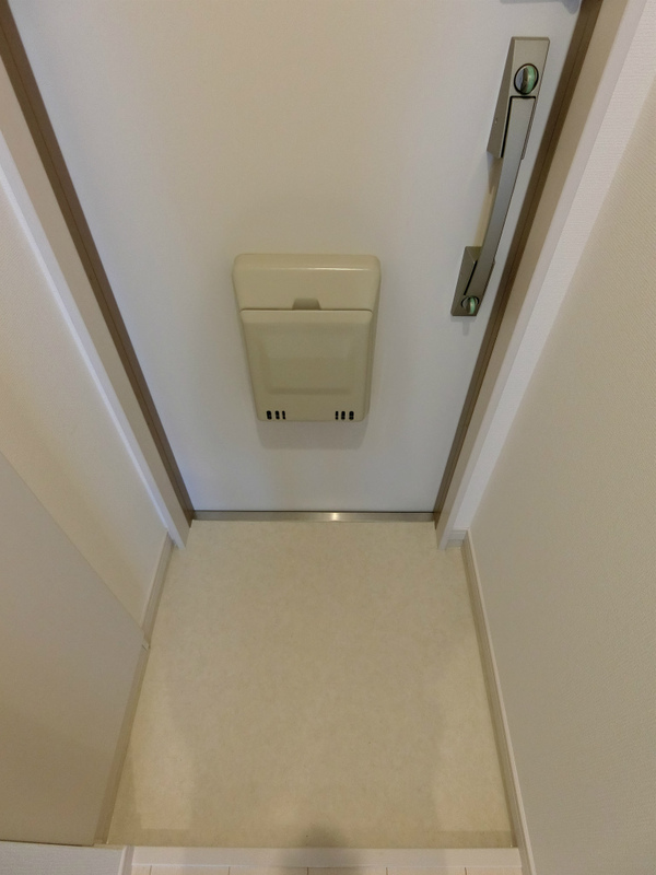 8/19 玄関