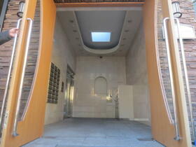 4/4 エントランス