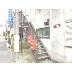 15/15 エントランス