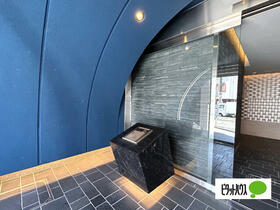 15/16 エントランス