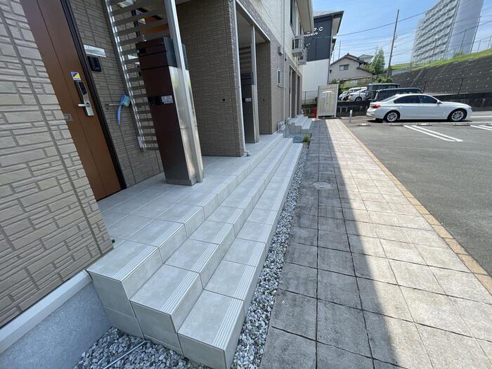 17/26 エントランス