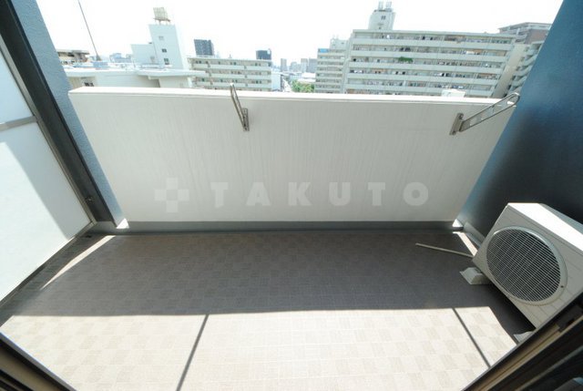 19/30 バルコニー