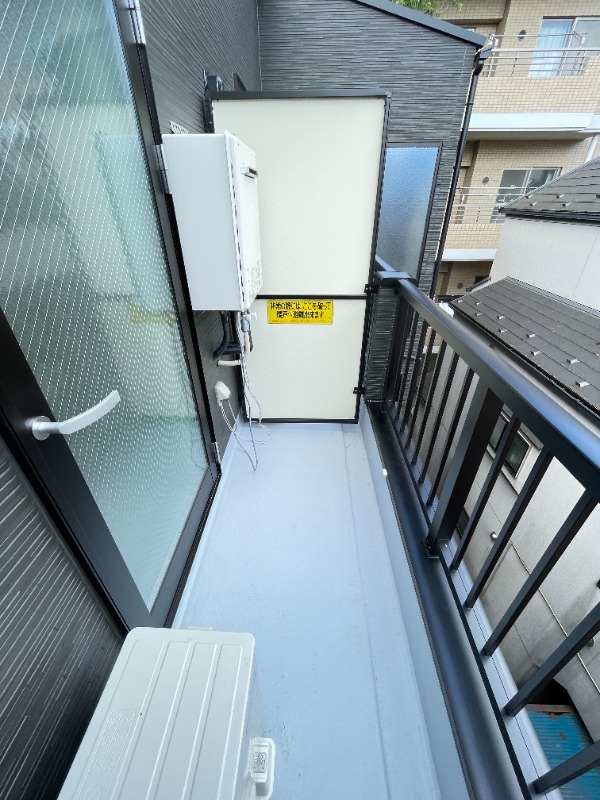 15/19 バルコニー