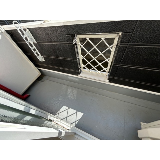 13/18 バルコニー