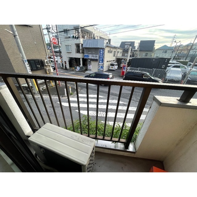 13/18 バルコニー