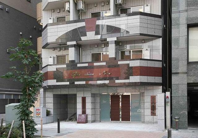 4/5 エントランス