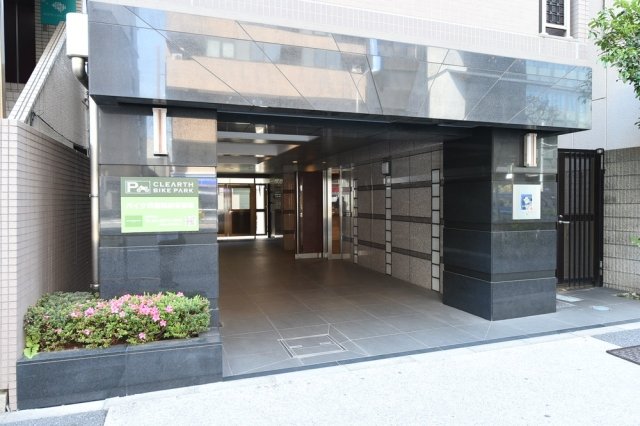 22/24 エントランス