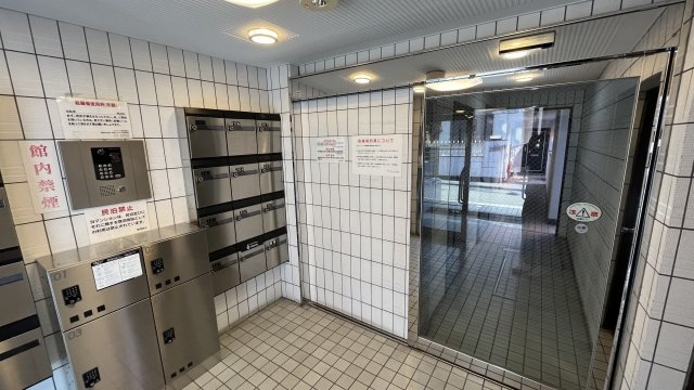 3/4 エントランス