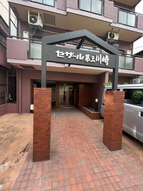 3/5 エントランス