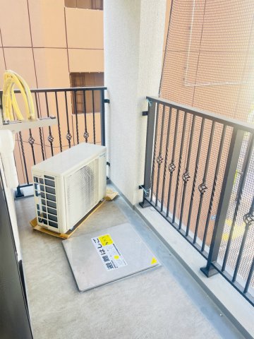 16/22 バルコニー