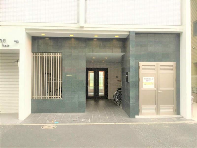 20/25 エントランス